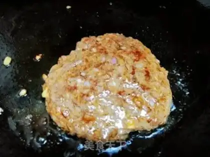 Make Beef pie sandwich step 5