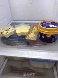 Make Coco strawberry double ice cream step 11