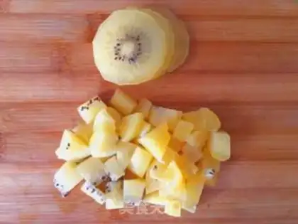 Make Strange fruit shakes step 1
