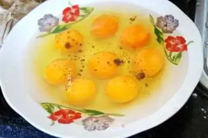 Make Eggs step 2