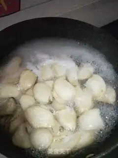 Make Almond mushrooms burning potatoes step 1