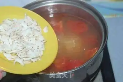 Make Tomato potato shrimp soup step 4