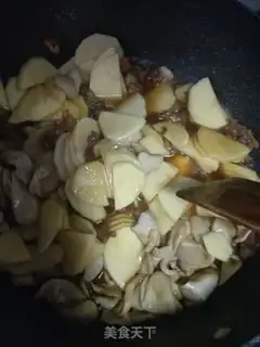 Make Almond mushrooms burning potatoes step 7