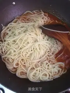 Make Shrimp tomato pasta step 8