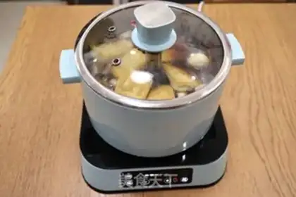 Make Five spics of tea and eggs dry step 8