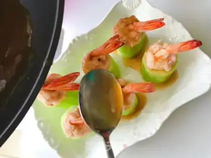 Make Fresh shrimp cucumber step 6