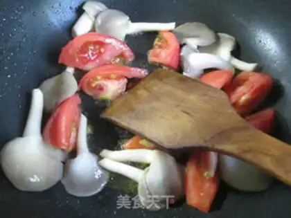 Make Soo-jeong-goo rice noodles step 1