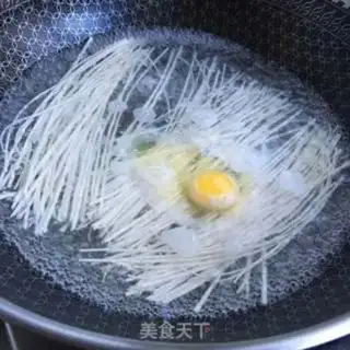 Make Egg noodles step 2