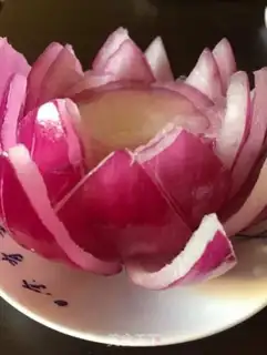 Make Onion Lotus step 7