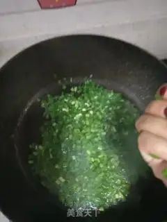 Make Cream eggs for noodles step 1