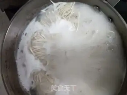 Make Cream eggs for noodles step 5