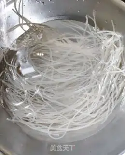 Make Powdered chicken step 1