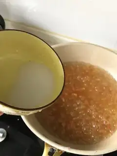 Make Tomato egg soup step 4