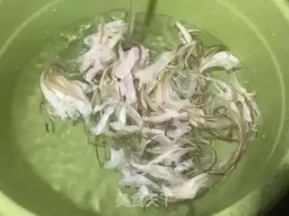 Make Soup from the Western Red Flower step 2