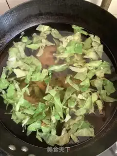 Make Shrimp vegetable noodles step 2