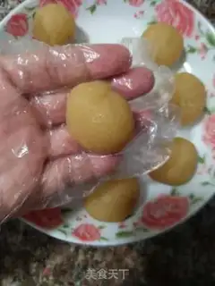 Make Green Bean Mooncake step 6