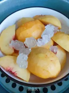 Make Peach can step 5