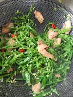 Make Flower fried lentils step 15