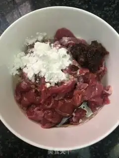 Make Wet beef noodles step 1