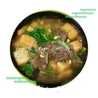 Make Bean sprouts, beef soup step 4
