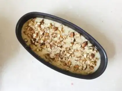Make Banana walnut cake step 4