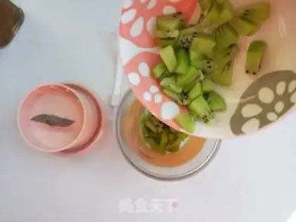 Make Cinnamon Peach Juice step 2
