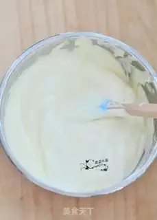 Make Strawberry cream cups step 3