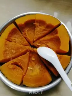 Make Pumpkin buns step 1