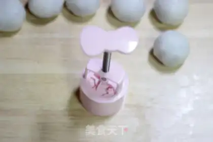 Make Mocha Cheese Ice Mooncake step 13