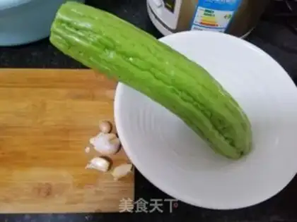 Make Garlic and bitter step 0