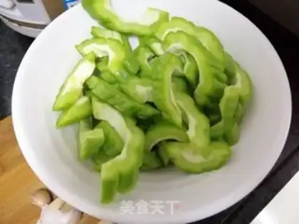 Make Garlic and bitter step 1
