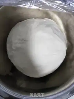 Make Onion black sesame rolls step 2