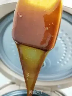 Make A simple handmade glue cake step 4