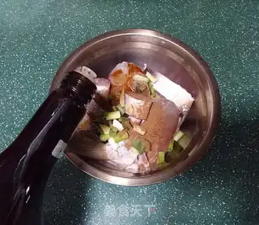 Make A casserole of fish step 2