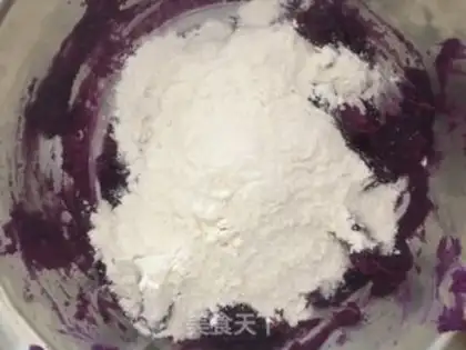 Make Flower buns step 3