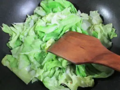 Make Eggs and broccoli step 5