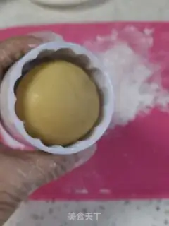 Make Flower buns step 5