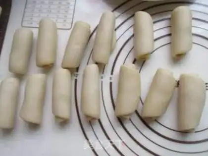 Make Lotus souffle step 5