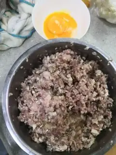 Make Red burning lion head step 7