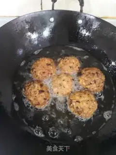 Make Red burning lion head step 9