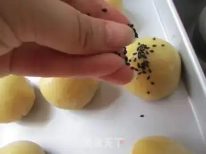 Make Lotus souffle step 8