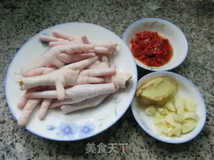 Make Sour chicken claws step 0