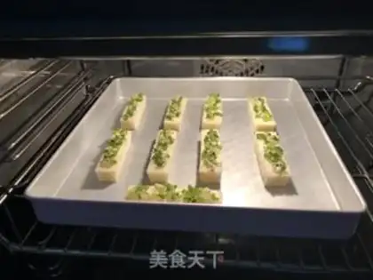 Make Garlic toast step 3