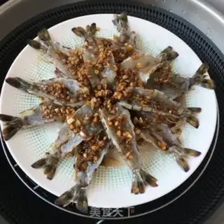 Make Shrimp with garlic powder fan step 20