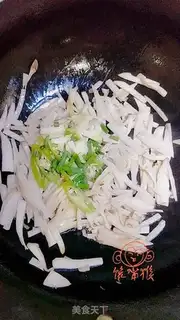 Make Pelican apricot step 4
