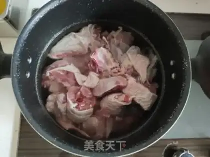 Make Fresh bamboo chicken soup step 2