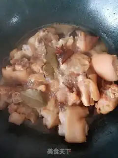 Make Roasted pig hoof step 4