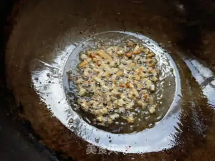 Make Salted fish fried eggplant step 2