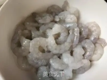 Make Wrinkled pretzels and shrimp step 3