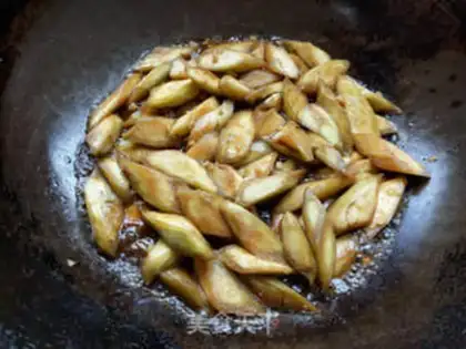 Make Salted fish fried eggplant step 5